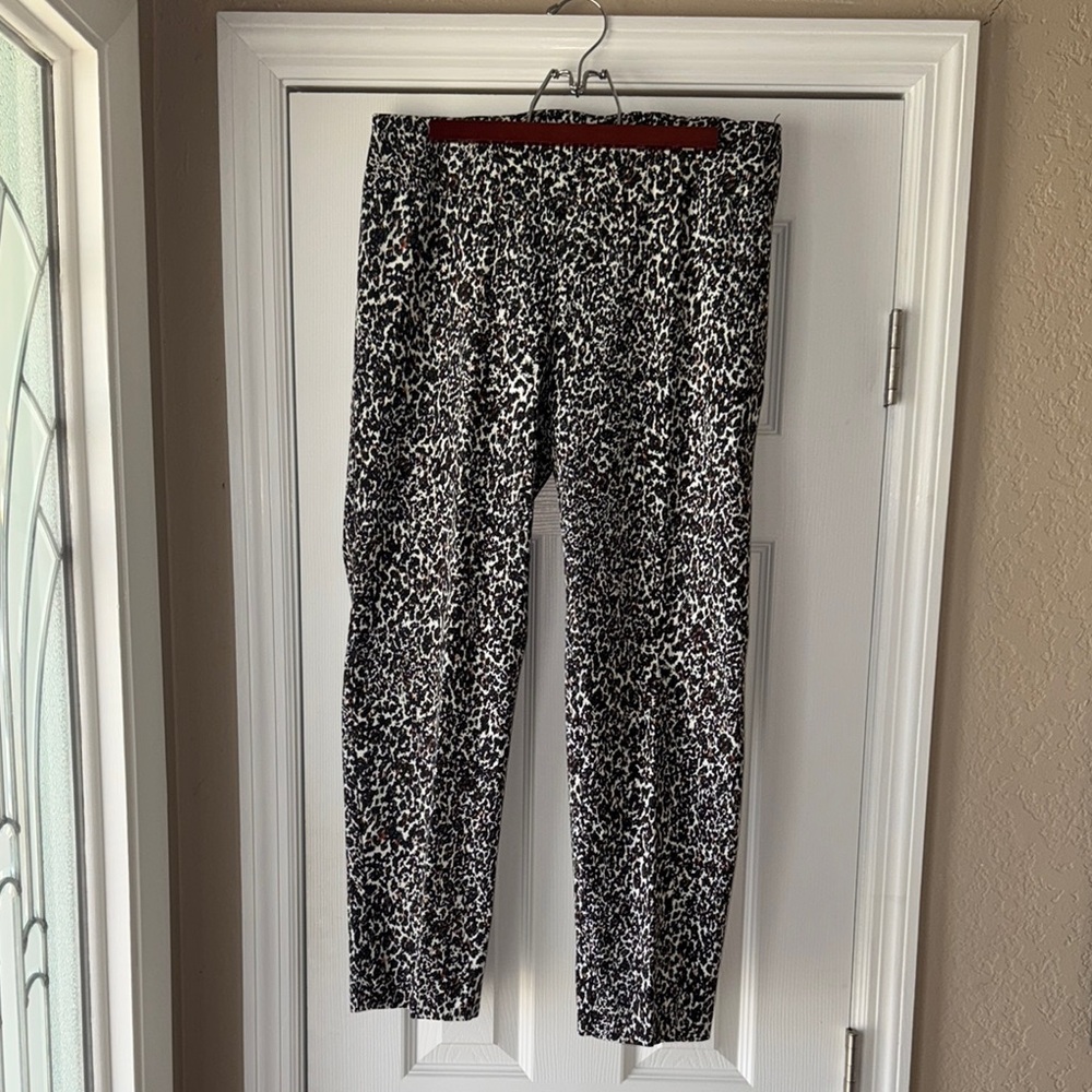 Zac & Rachel Pants Black and White Animal Print Size 10 Pull On Business Casual